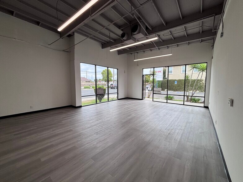 9210 Katella Ave, Garden Grove, CA à louer - Photo intérieure – Image 1 sur 17