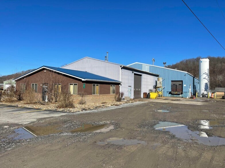 82 Industrial Park Dr, Brockway, PA à vendre - Photo de l’immeuble – Image 3 sur 3