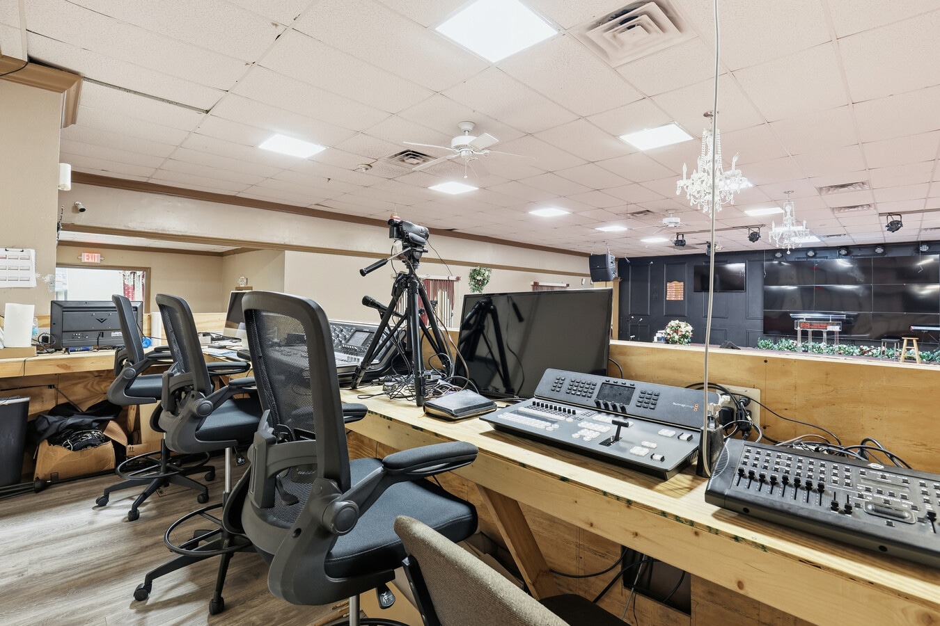 300 Leonard Blvd, Lehigh Acres, FL 33971 - Lot 1-2 -  - Photo intérieure - Image 1 of 1