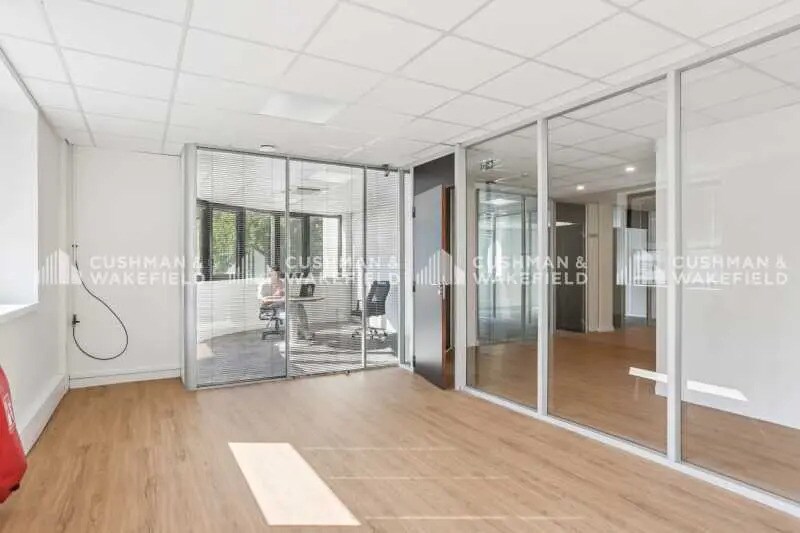 38 Rue Victor Hugo, Courbevoie à louer - Photo intérieure – Image 3 sur 13