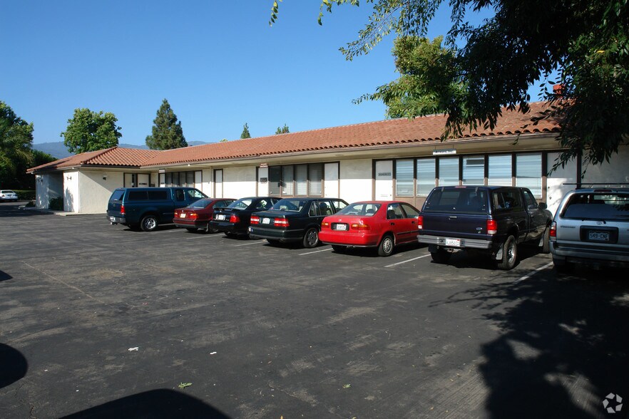 5973 Encina Rd, Goleta, CA à louer - Photo de l’immeuble – Image 1 sur 4
