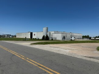 Plus de détails pour 400 Prairie Village Dr, New Century, KS - Industriel/Logistique à vendre