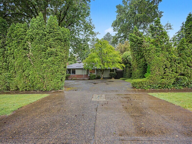 10423 SE 23RD Ave, Portland, OR à vendre - Photo de l’immeuble – Image 2 sur 69