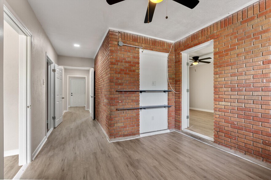 10205 Old Manchaca Rd, Austin, TX à louer - Photo de l’immeuble – Image 2 sur 35