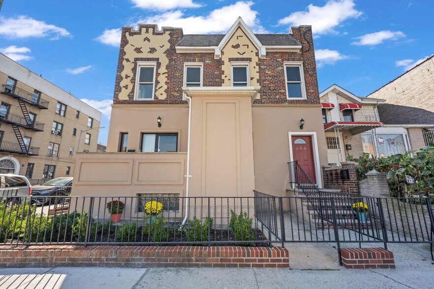 248 Avenue P, Brooklyn, NY à vendre - Photo de l’immeuble – Image 2 sur 50