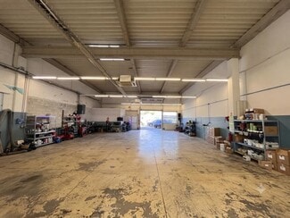 Plus de détails pour Local commercial à louer
