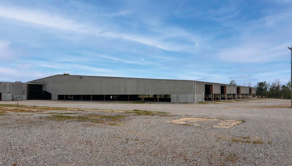 12068 Upper Hull Rd, Moundville, AL à vendre - Photo principale – Image 1 sur 6
