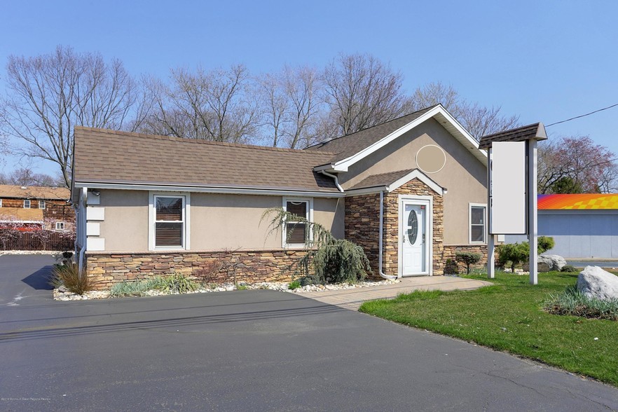 937 Us Highway 9, South Amboy, NJ à louer - Photo de l’immeuble – Image 3 sur 20