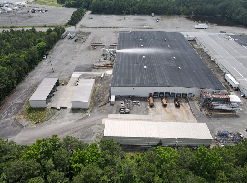 16300 International St, Doswell, VA à louer - Photo de l’immeuble – Image 3 sur 10