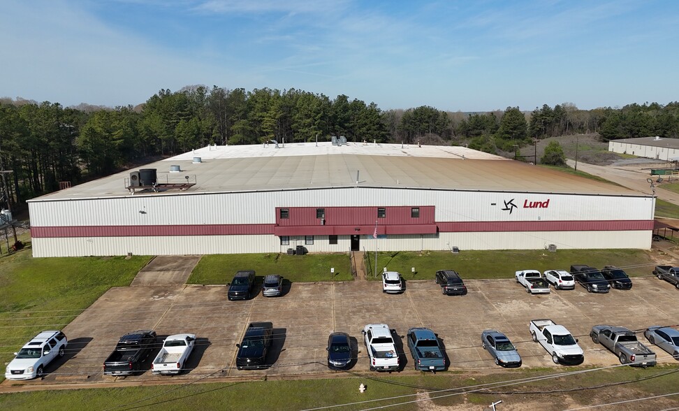 400 E Industrial Park Rd, Holly Springs, MS à louer - Photo de l’immeuble – Image 2 sur 23