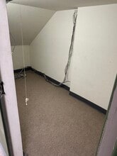 302 E Howard St, Hibbing, MN à louer Photo intérieure– Image 2 sur 7