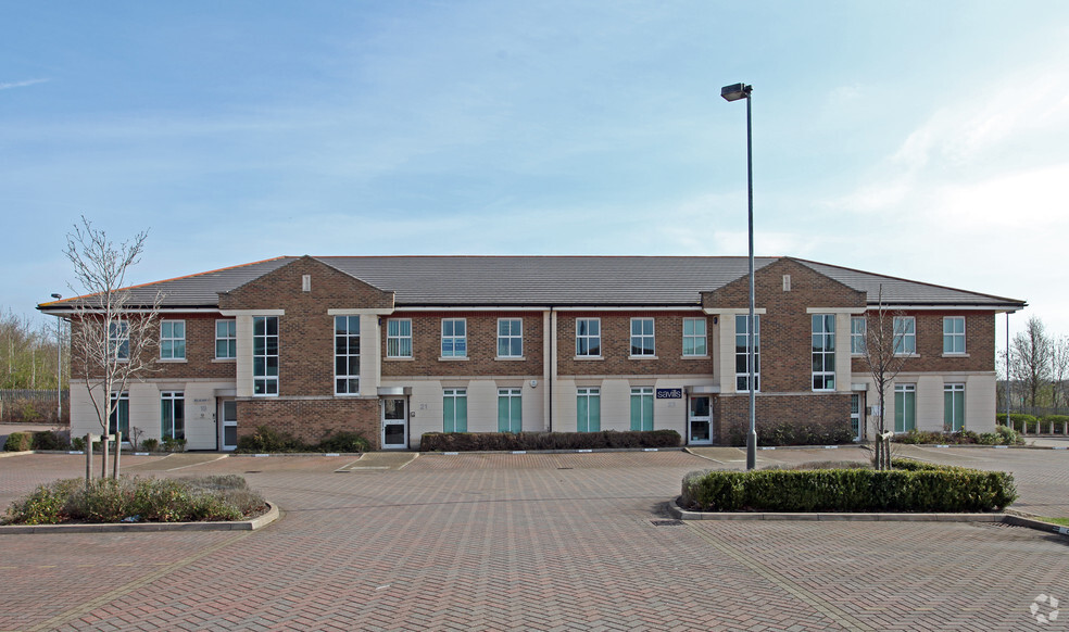 19-25 Shirwell Cres, Milton Keynes à louer - Photo principale – Image 1 sur 9