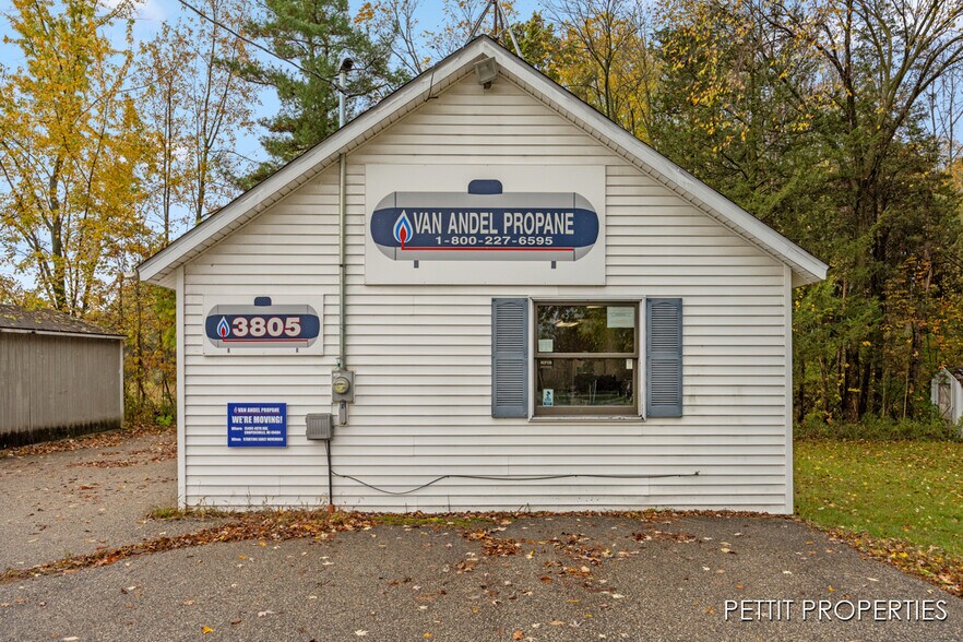 3805 S Ravenna Rd, Ravenna, MI à vendre - Photo de l’immeuble – Image 2 sur 18