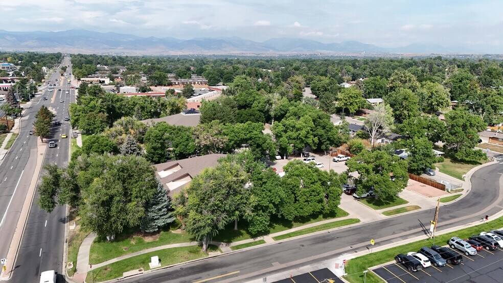 12189 W 64th Ave, Arvada, CO à vendre - Photo de l’immeuble – Image 3 sur 7