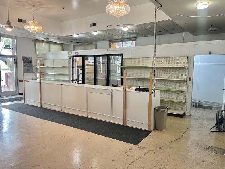 213-217 W Winton Ave, Hayward, CA à louer - Photo de l’immeuble – Image 3 sur 24