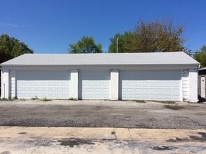 2701 W 45th Ave, Gary, IN à louer Photo de l’immeuble– Image 1 sur 5