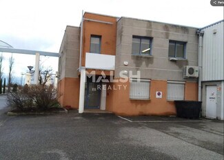 Plus de détails pour Local d'activités à louer