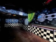 Interior local