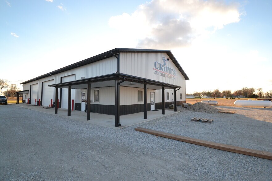 3247 E State Road 28, Tipton, IN à vendre - Photo de l’immeuble – Image 2 sur 58