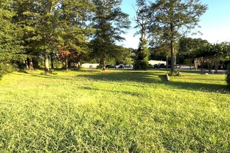 2215 Brandon Rd, Bryant, AR à vendre - Photo de l’immeuble – Image 3 sur 8