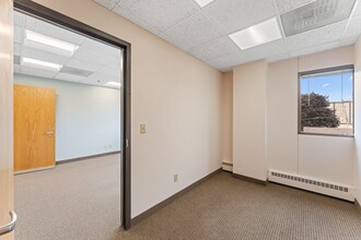 570 Asbury St, Saint Paul, MN à louer Photo intérieure– Image 2 sur 4