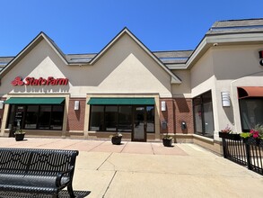 2300-2350 W Higgins Rd, Hoffman Estates, IL à louer Photo intérieure– Image 1 sur 21