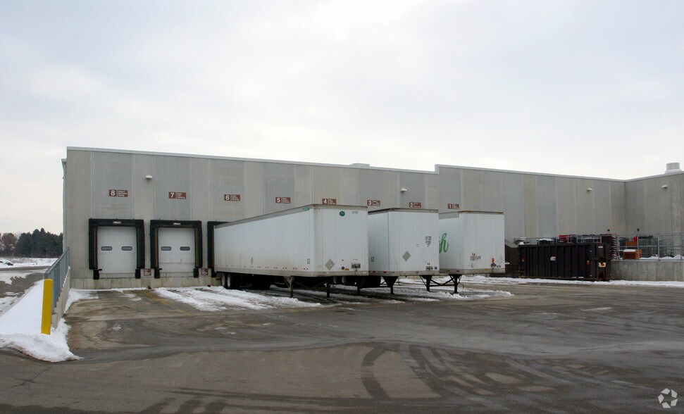 11901 E Fulton St, Lowell, MI à louer - Photo de l’immeuble – Image 2 sur 2