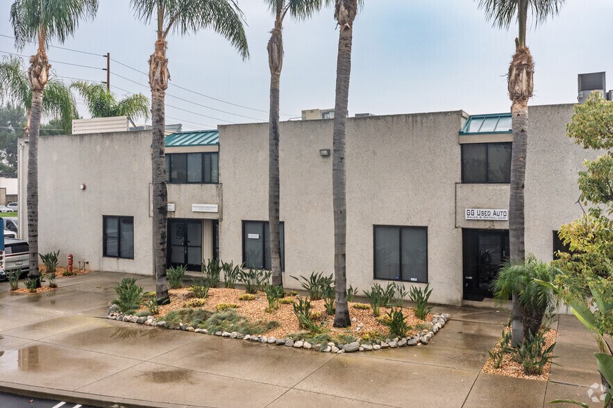 615 N Berry St, Brea, CA à louer - Photo de l’immeuble – Image 2 sur 6