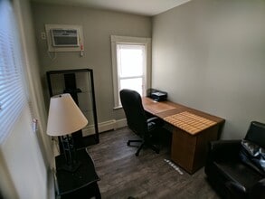 212 Coolidge Ave, Manchester, NH à louer Photo intérieure– Image 1 sur 4