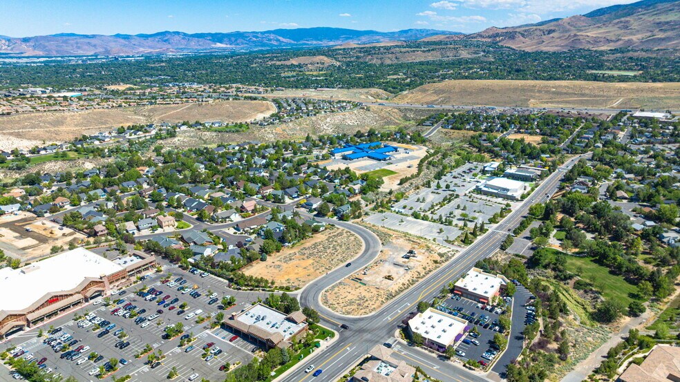 Terrain dans Reno, NV à vendre - Aérien – Image 3 sur 11