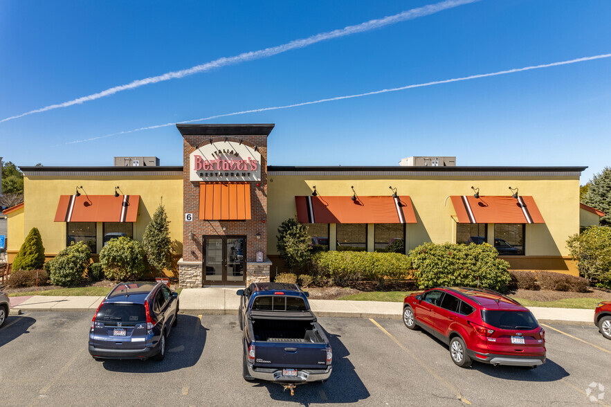 6 Plaza Way, Plymouth, MA à vendre - Photo de l’immeuble – Image 3 sur 5