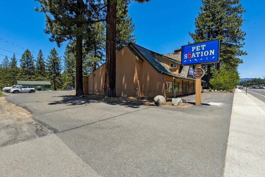 2205 Lake Tahoe Blvd, South Lake Tahoe, CA à vendre - Photo de l’immeuble – Image 2 sur 39