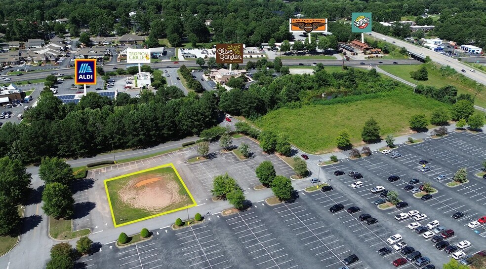 107 Station Dr, Anderson, SC à vendre - Photo de l’immeuble – Image 2 sur 6