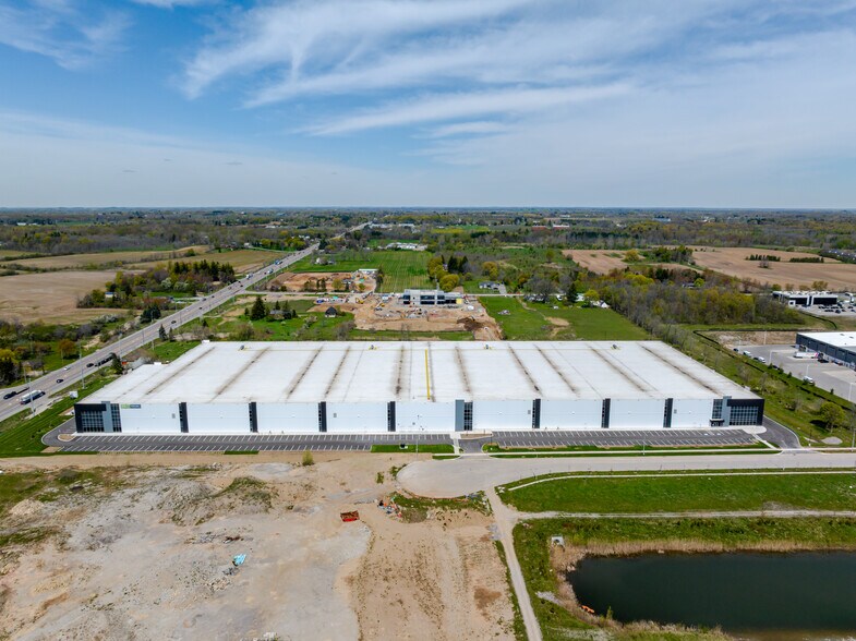 22 Medicorum Pl, Hamilton, ON à louer - Photo de l’immeuble – Image 3 sur 37
