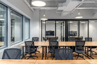 12 E 49th St, New York, NY à louer Photo intérieure– Image 1 sur 11