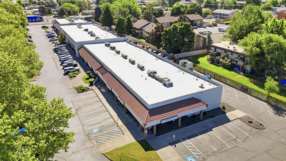 3321 W Kennewick Ave, Kennewick, WA à louer - Photo principale – Image 1 sur 9