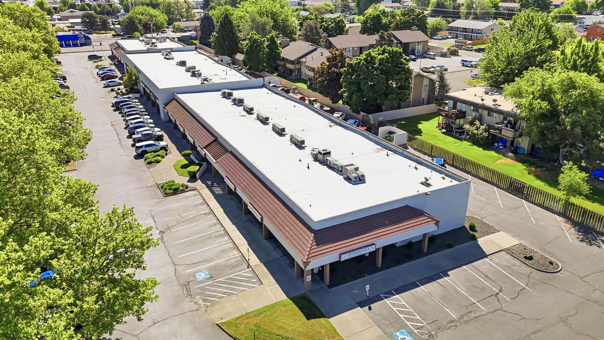 3321 W Kennewick Ave, Kennewick, WA à louer Photo principale– Image 1 sur 10