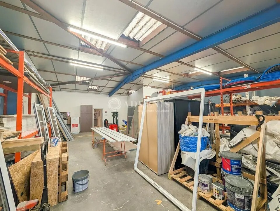 Local d’activités dans Taden à louer Photo intérieure– Image 1 sur 9