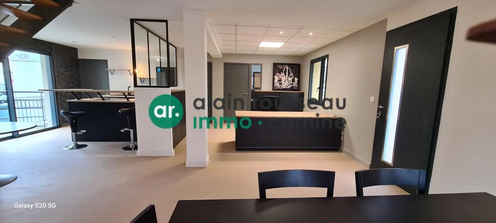 Bureau dans Angers à louer - Photo de l’immeuble – Image 1 sur 5