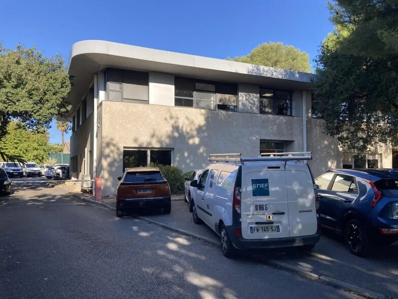 Bureau dans La Seyne-sur-Mer à louer - Photo de l’immeuble – Image 2 sur 6
