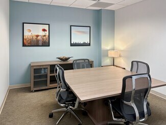 Plus de détails pour 6303 Waterford District Dr, Miami, FL - Coworking à louer