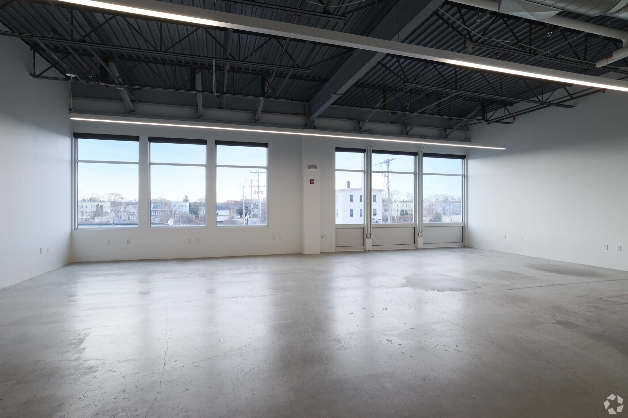 354 Merrimack St, Lawrence, MA à louer Photo intérieure– Image 1 sur 1