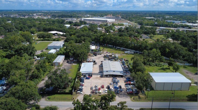5326 Breen Dr portefeuille de 3 biens à vendre sur LoopNet.fr - Photo de l’immeuble – Image 1 sur 2