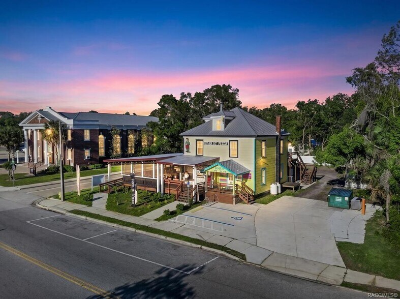 125 N Main St, Hastings, FL à vendre - Photo de l’immeuble – Image 3 sur 100