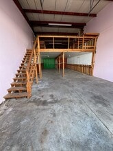 6941 W Old Nasa Blvd, Melbourne, FL à louer Photo intérieure– Image 1 sur 2