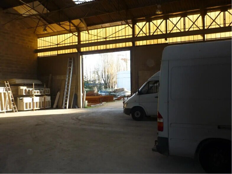 Local d’activités dans Blois à louer - Photo intérieure – Image 2 sur 2