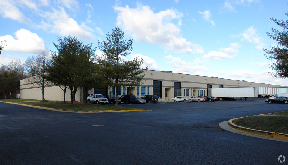 551-579 Commerce Dr, Upper Marlboro, MD à louer - Photo principale – Image 1 sur 4