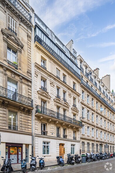3 Rue De Téhéran, Paris à louer - Photo de l’immeuble – Image 3 sur 5