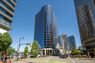 200 Burrard St, Vancouver, BC à louer Photo intérieure– Image 1 sur 25