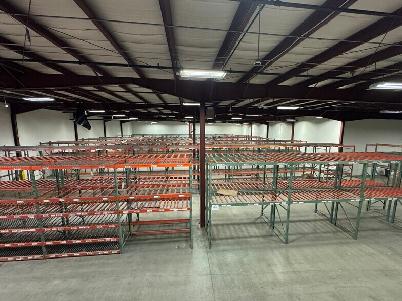 21 Industrial Dr, South Hadley, MA à louer - Photo intérieure – Image 3 sur 16